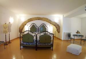 Xtrallusion offers characteristic Bed and Breakfast, B&B, Guest House, Hotel, Albergo and Country Lodge accommodation in Italy. Plus independent self-guided Walking, Adventure, Activity, Skiing and Paragliding Holiday itineraries on the Italian Rivieras, in the Italian Lakes, in the Italian Alps and in some of the most beautiful corners of Italy.